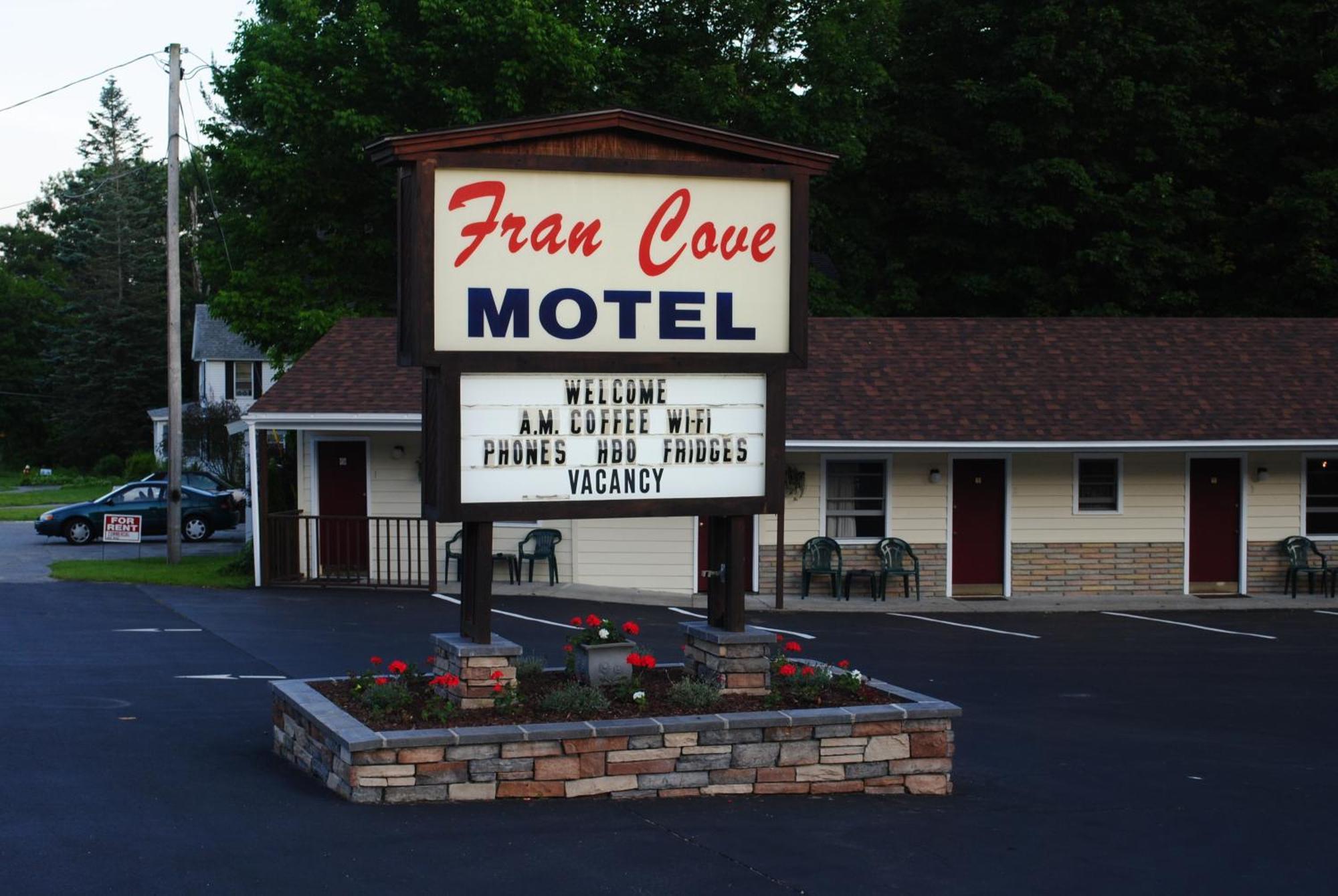 Fran Cove Motel Lake George Zewnętrze zdjęcie
