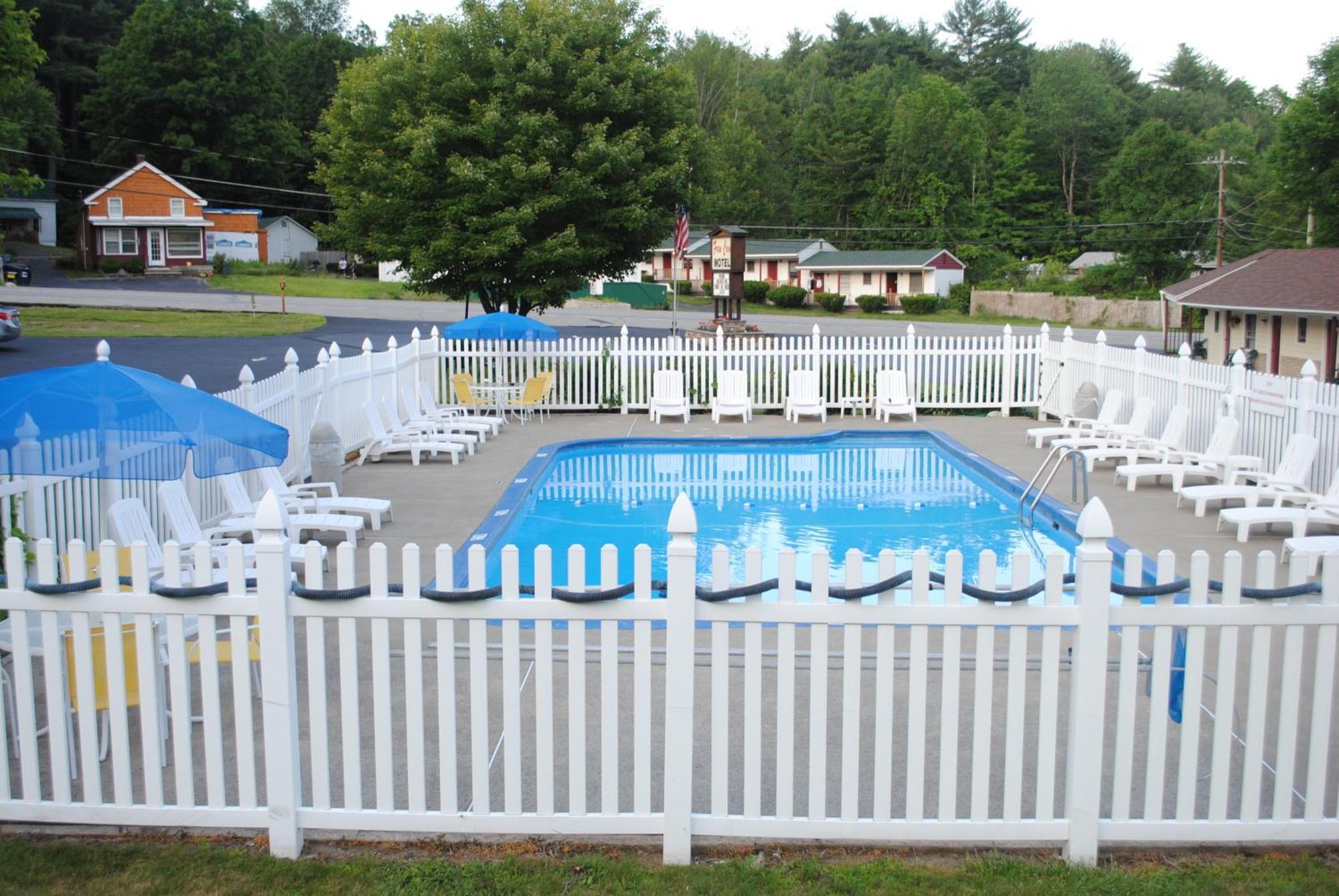 Fran Cove Motel Lake George Zewnętrze zdjęcie