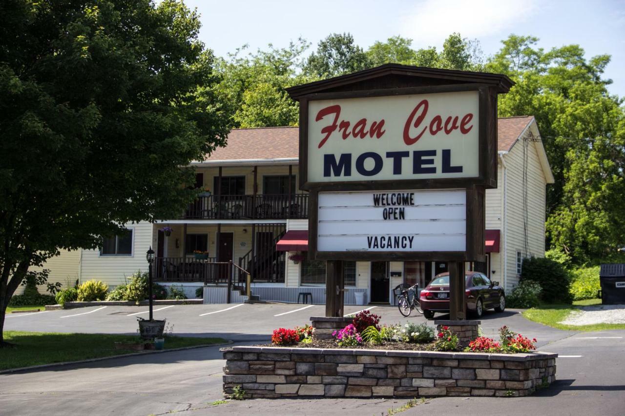 Fran Cove Motel Lake George Zewnętrze zdjęcie