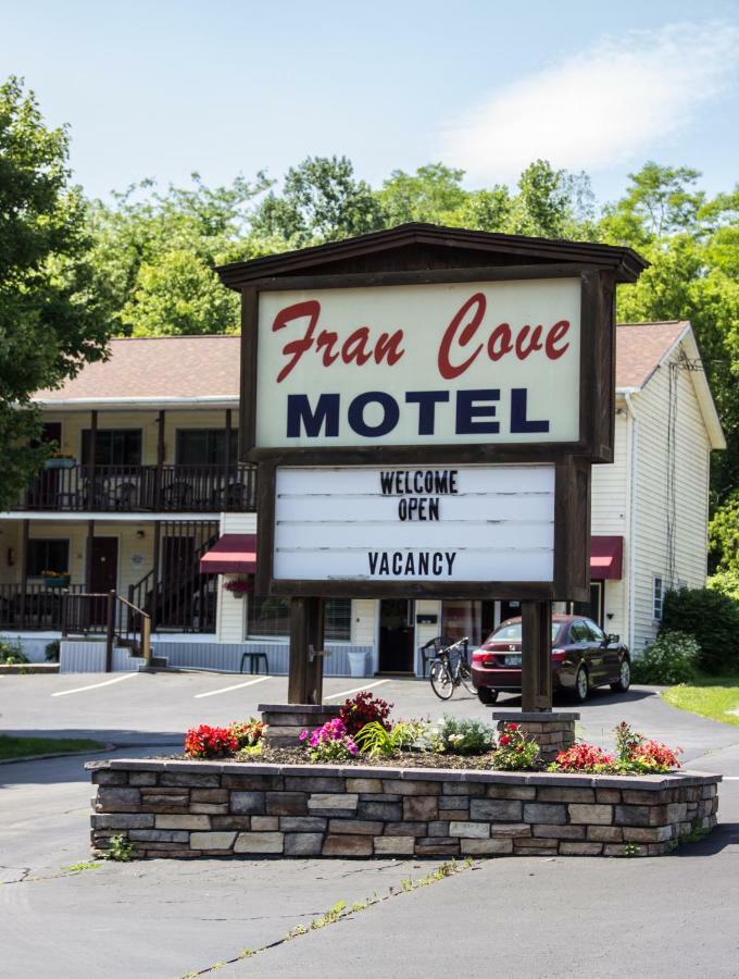 Fran Cove Motel Lake George Zewnętrze zdjęcie